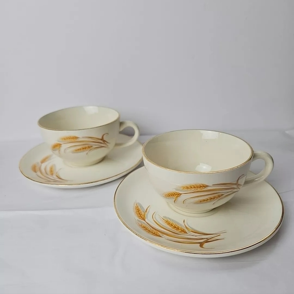 Set Of 2 Golden Wheat Cups And Saucers 6” 22K  Mid Century Modern China Homer